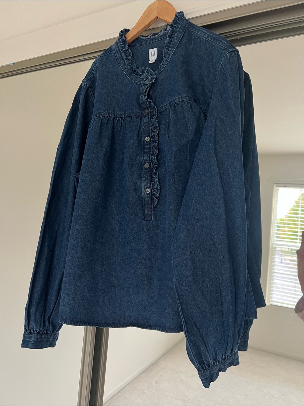 GAP Navy Ruffled Denim Button-Down Top